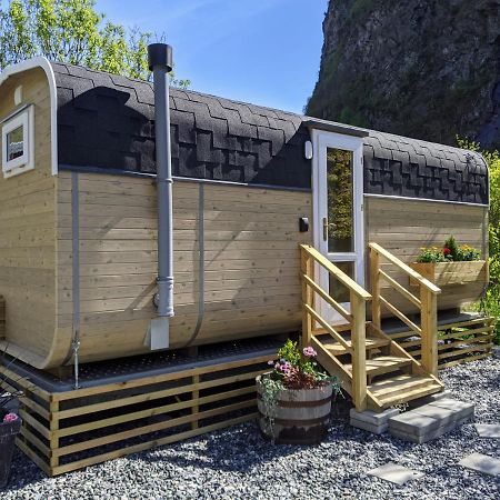 הוילה פלאם Tiny House With Terrace מראה חיצוני תמונה