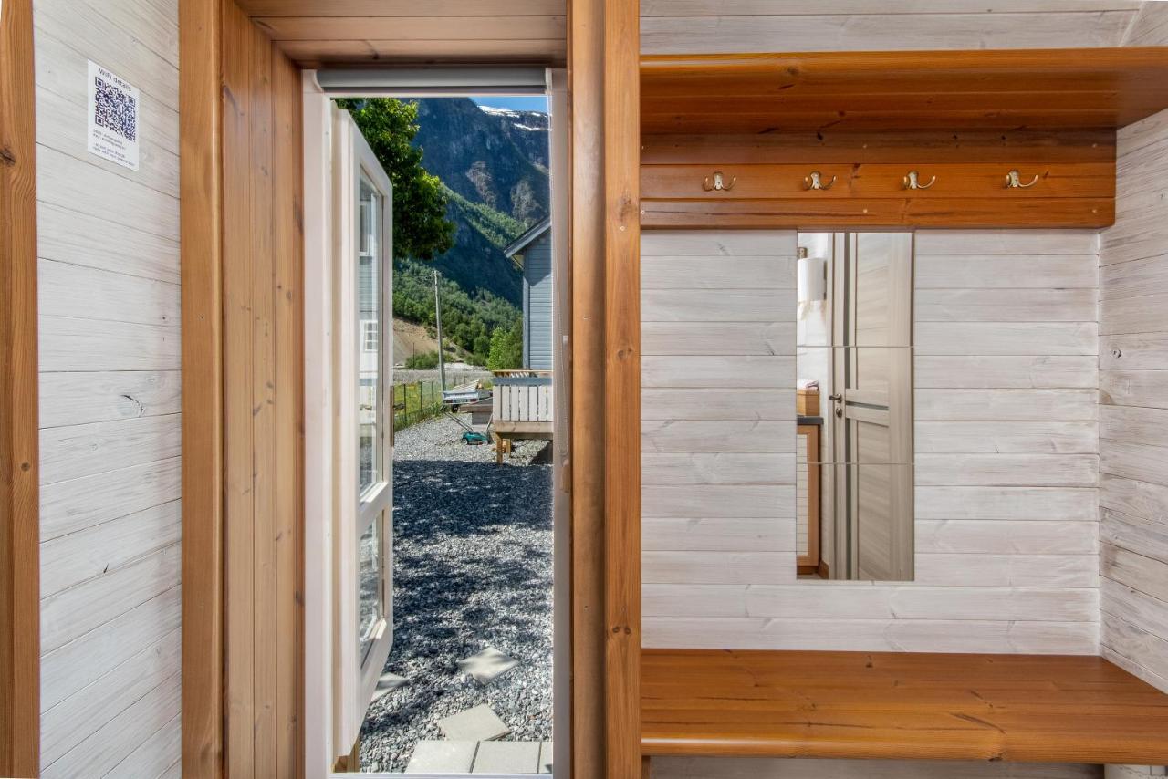 הוילה פלאם Tiny House With Terrace מראה חיצוני תמונה